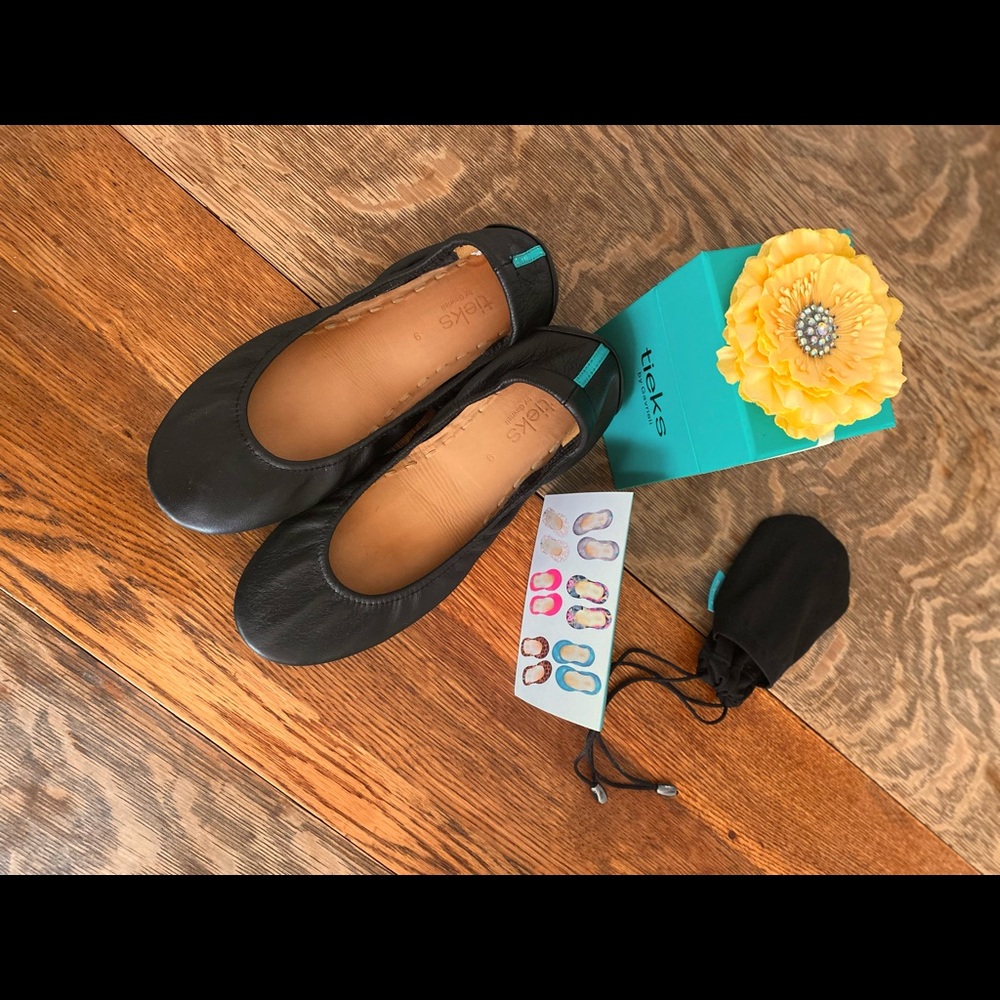 Tieks size 9 matte black shoes